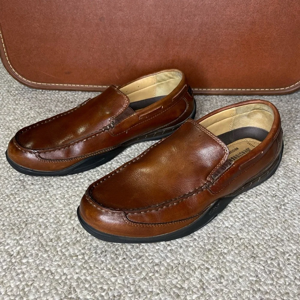 Johnston & Murphy slip on loafers